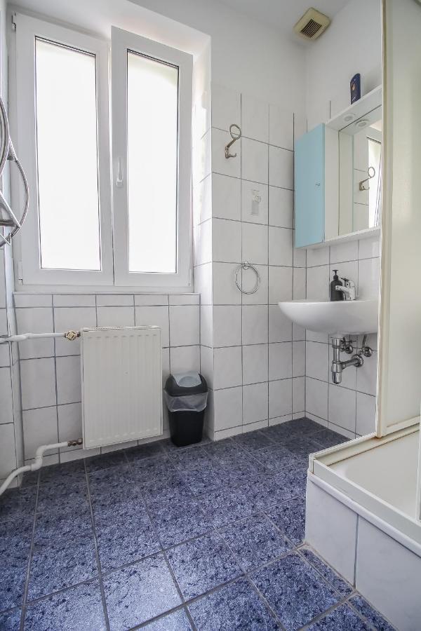 Economic 2Sb Apartment In Lively Area Vienna Luaran gambar